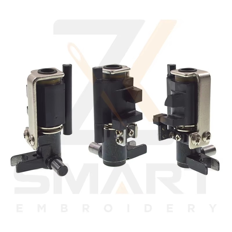 Reciprocator Bar Nodwydd Ass'y UN25024100EC ar gyfer peiriant brodwaith Tajima A01M14